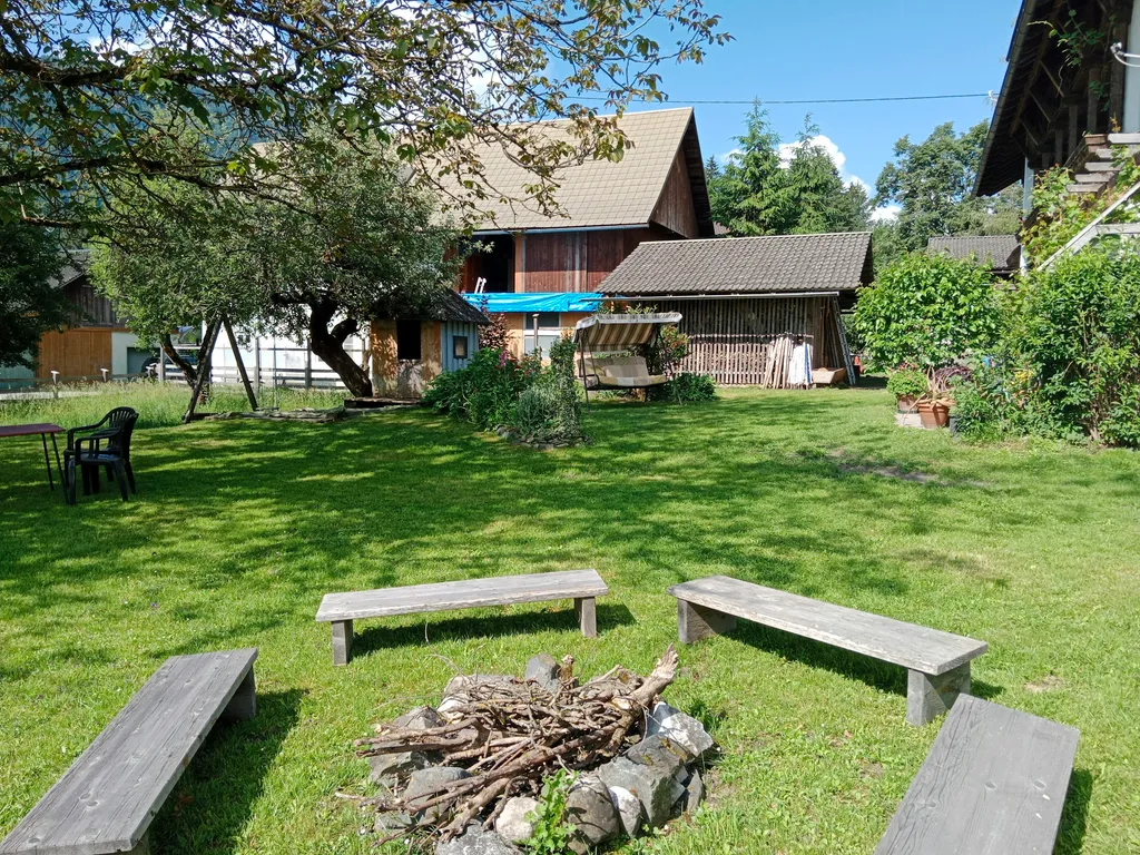 Unter Obstbäumen + gratis Angebote