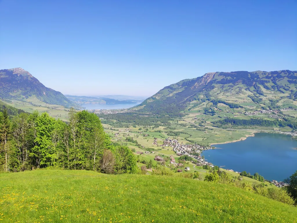 Bauernhof Camping über dem Lauerzersee