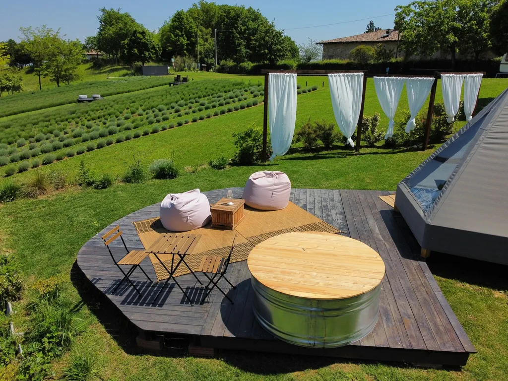 Glamping nella Lavanda