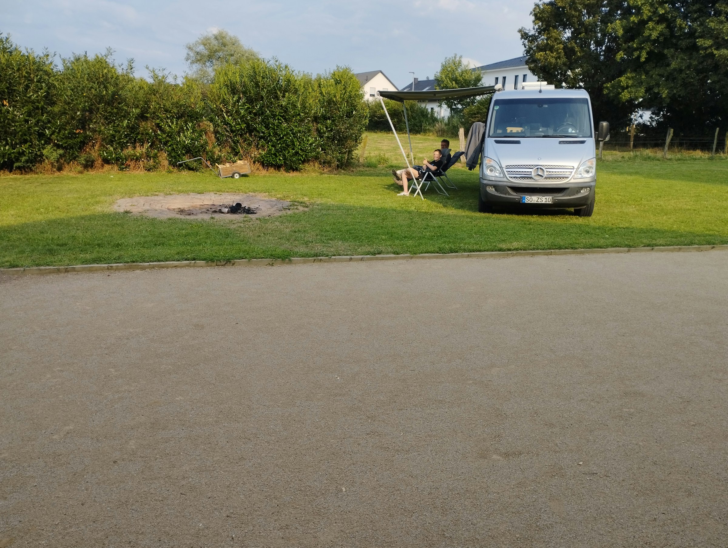 Stellplatz mit Bouleplatz + Feuerst