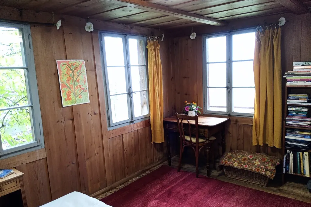 Ruhe pur in urigem Stöckli-Zimmer