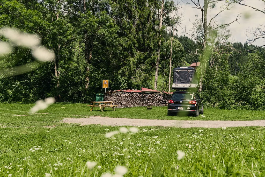 River Camp II, direkt an der Sihl