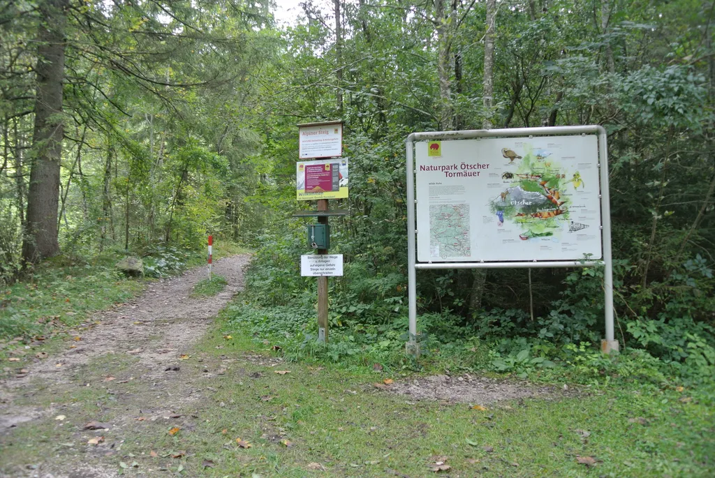 Start des Wanderwegs in die Ötschergräben (direkt beim Campingplatz)