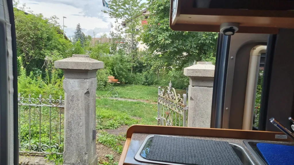 Das Tor zum Garten... so ist Dein Ausblick auf den Garten