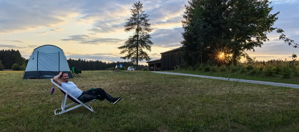 Campen auf der Alm und am Bach