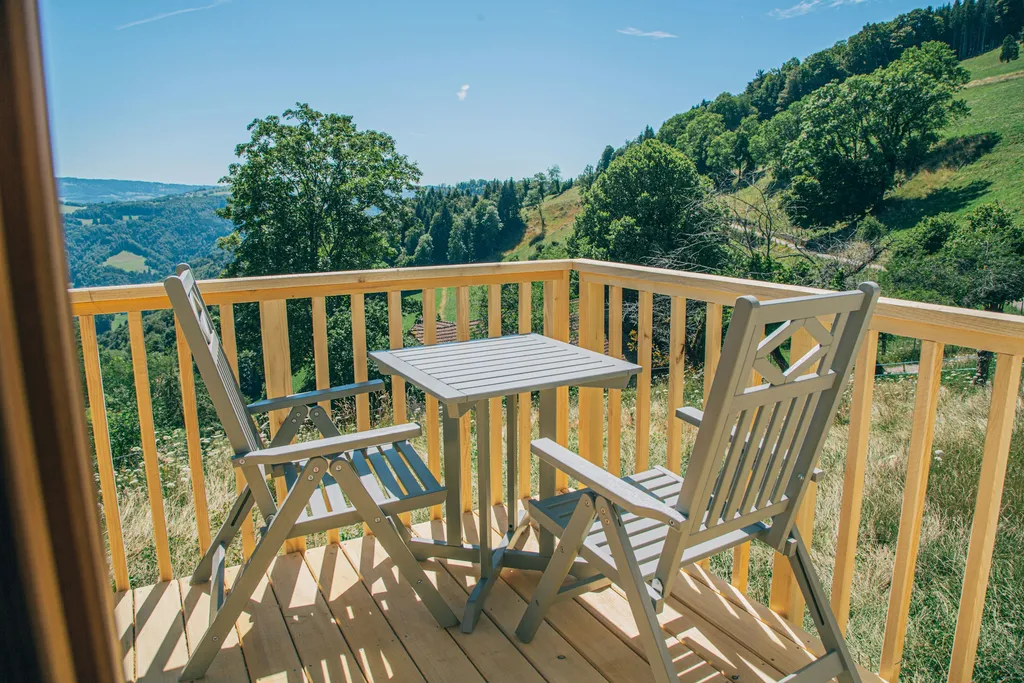 Jurte "Rotmilan" mit Weitblick