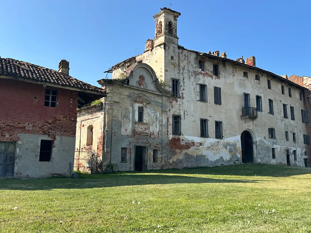 Image by Claudia for spot 1124