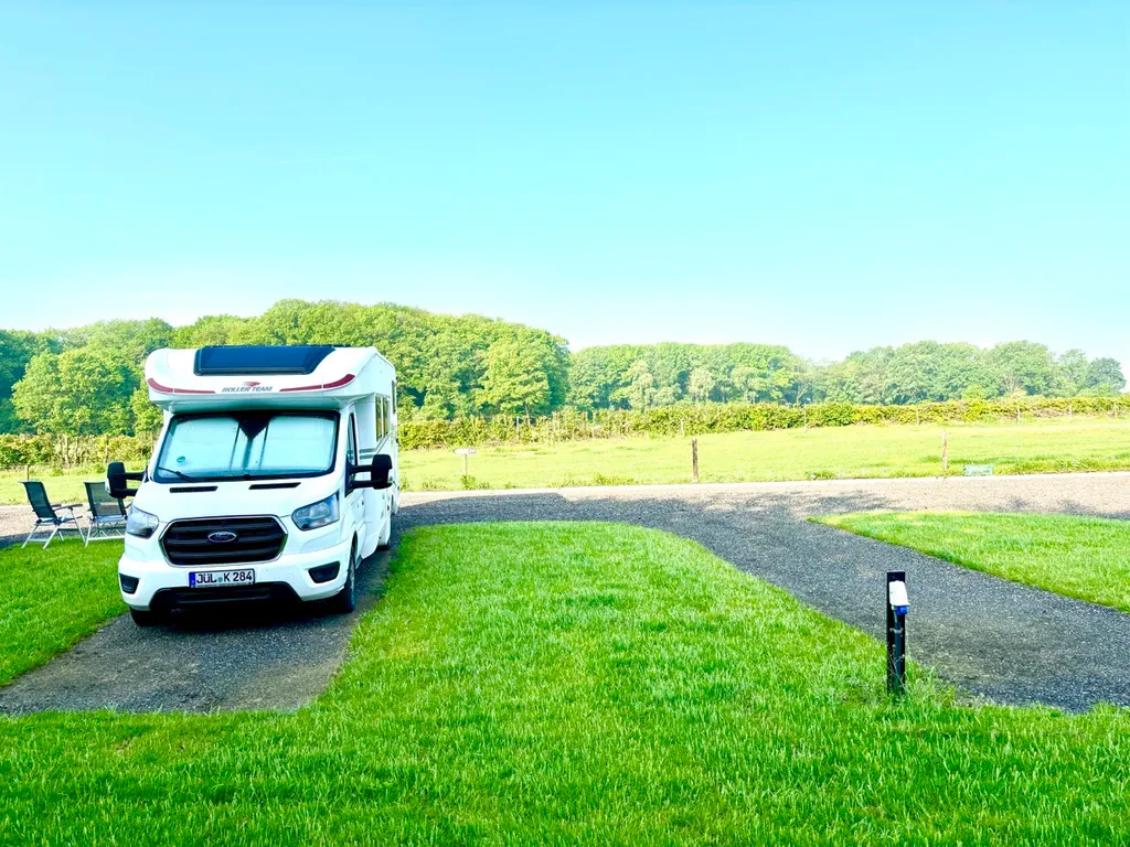 Peaceful quiet spot near forest