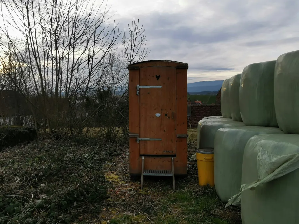 Kompotoi direkt beim Stellplatz
