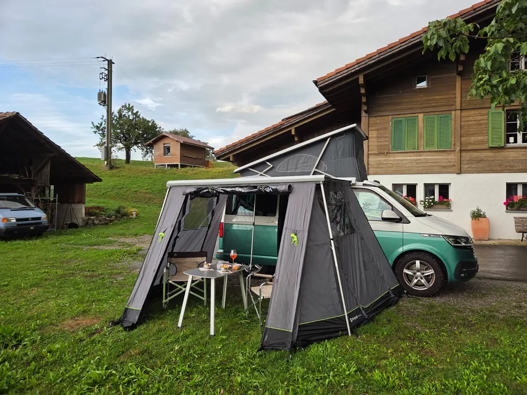 Immagine di Monja & Simon per lo spot 3973