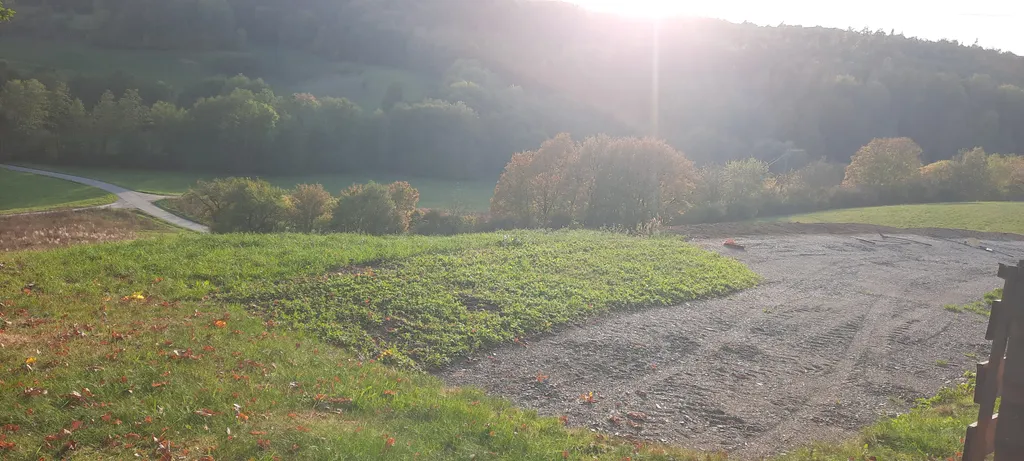 Platz in exklusiver Alleinlage auf dem Eichelberg