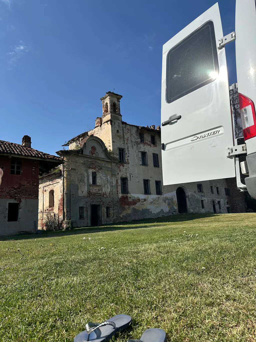 Image by Claudia for spot 1124