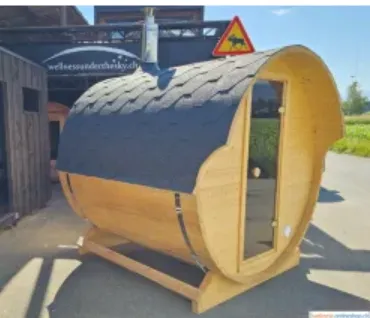 Wie wär`s mit einem entspannenden Sauna-Abend im Herbst?  

BITTE BEACHTEN: Saisonale Verfügbarkeit

Die schöne schweizer Fasssauna, reserviert Ihr direkt bei Eurem Gastgeber, Heinz.

-ANFRAGEN Verfügbarkeit/Reservation: Bitte
 per Wattsapp 0041798447593. 

-Kosten:CHF 95.-/Abend für vier Personen. Brennholz inkl./Umkleide und Dusche im Milchraum. Kaltwasserbad für, WIM Hof Fans, auf Anfrage:-)!