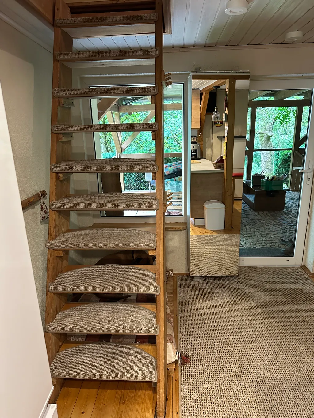 Treppe in die 2. Etage