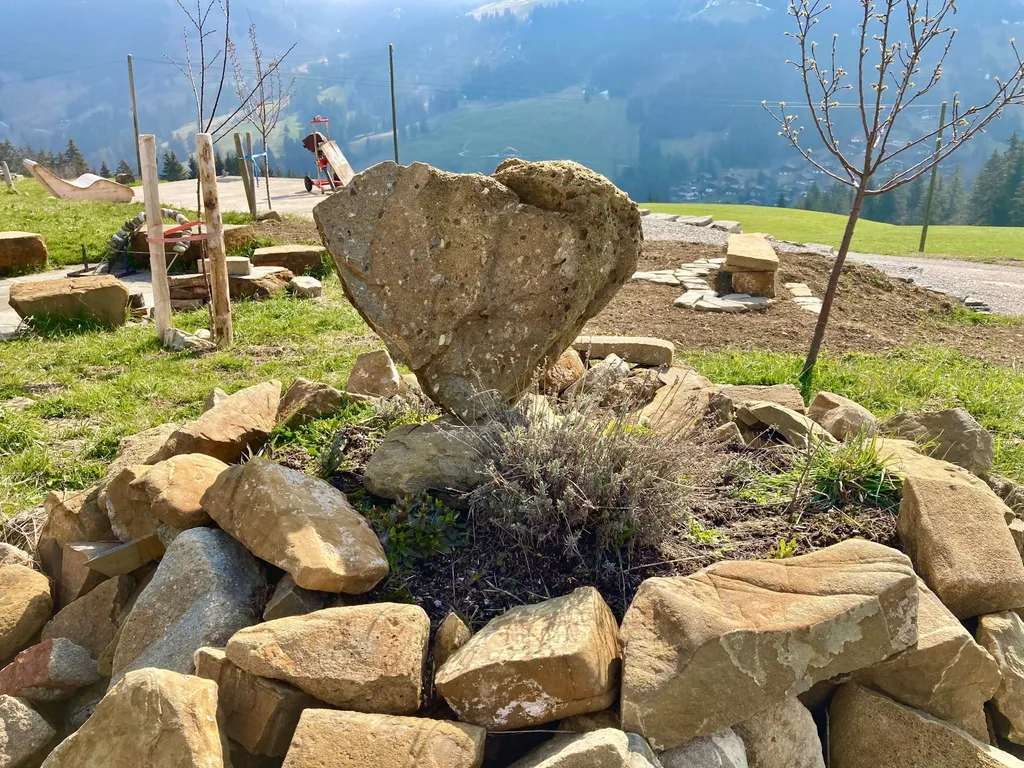 Auf dem Schloss über dem Schwarzsee