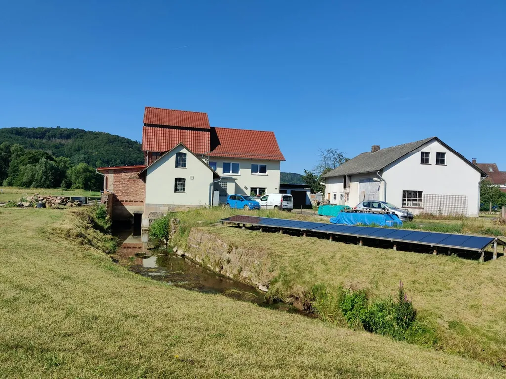 Camping an der Wassermühle am Bach
