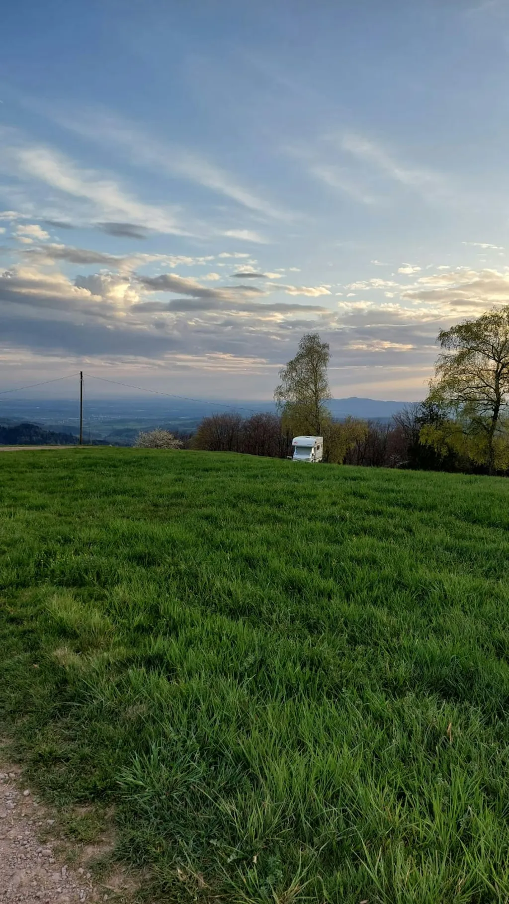 Natur pur – beim Kölble Hof – Windrad