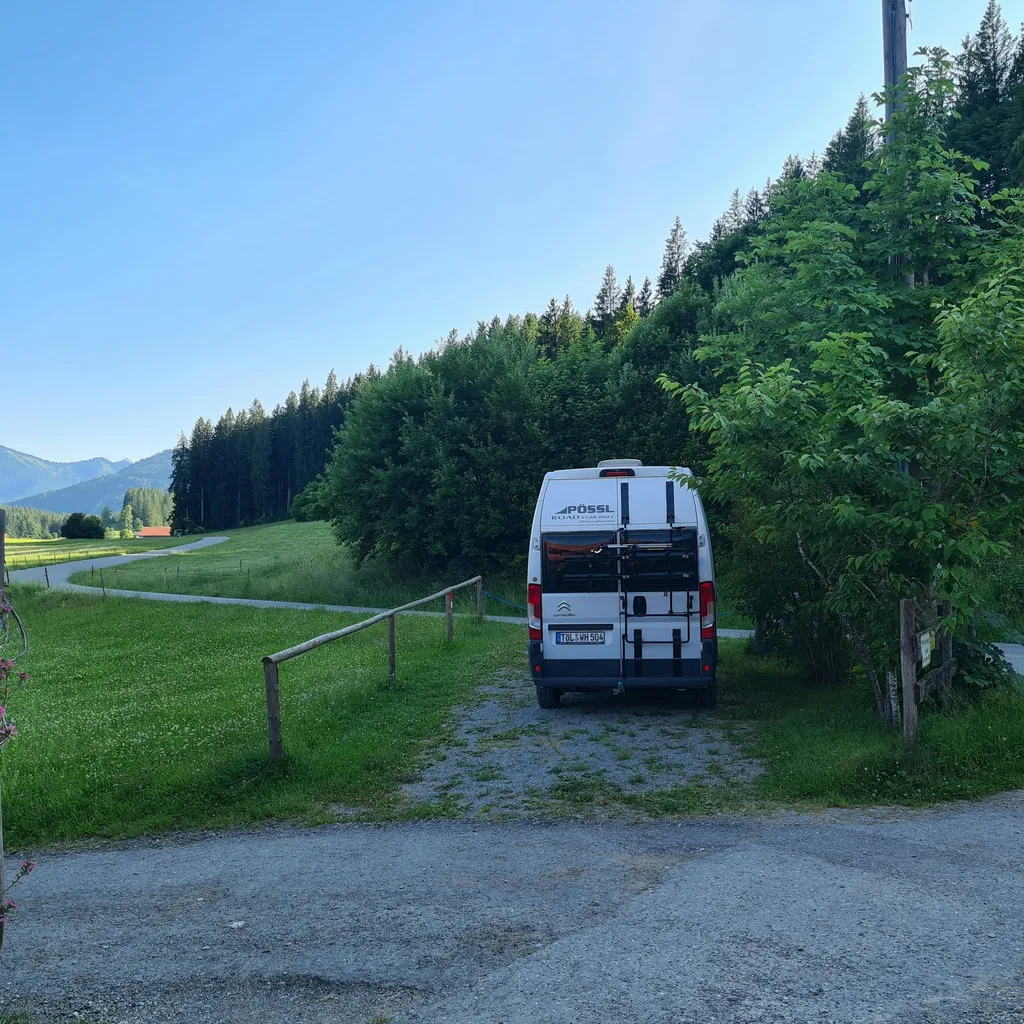 Alleinlage mit Bergblick