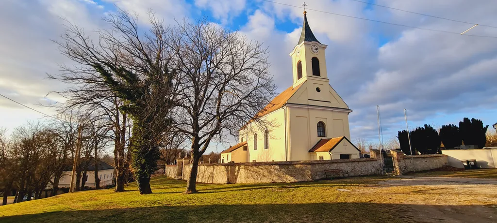 Wallfahrtskirche in Groißenbrunn @Christina Fuler