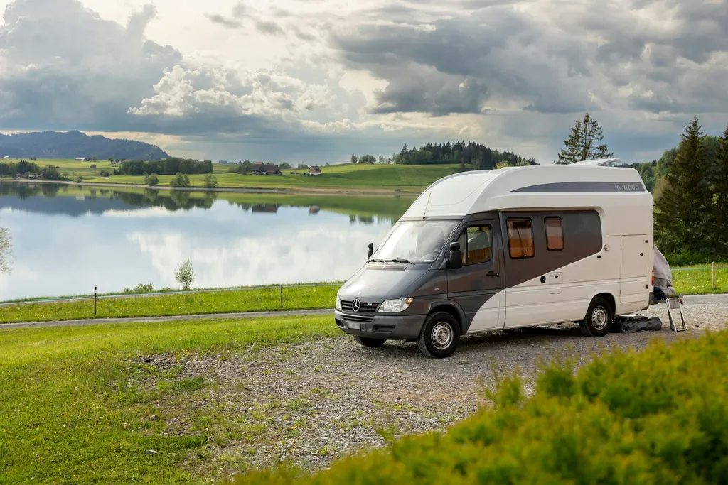 Freie See - und Bergsicht inklusive