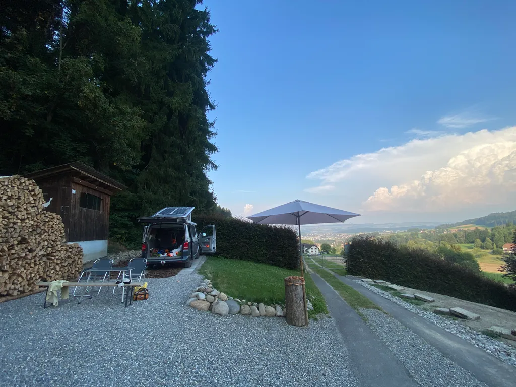 Campen im Tannenmoos