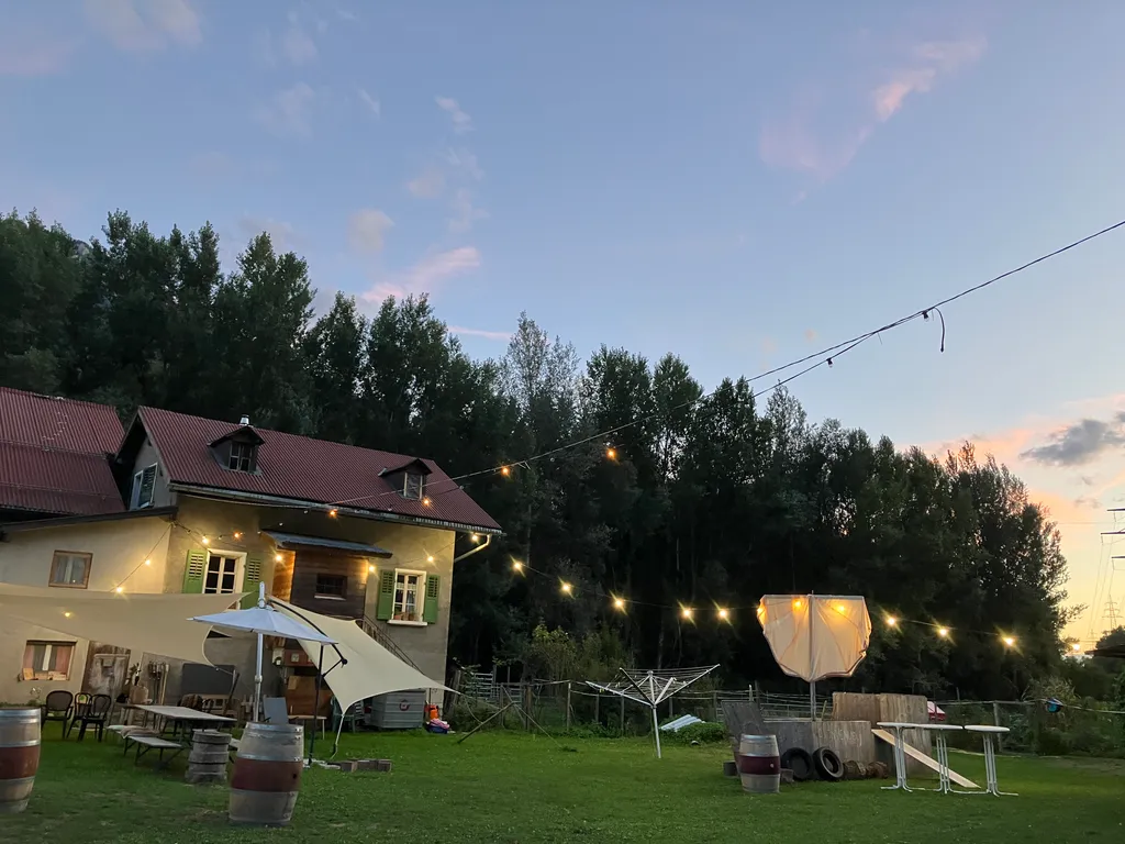 Treffpunkt Tschüdanga Abendstimmung
