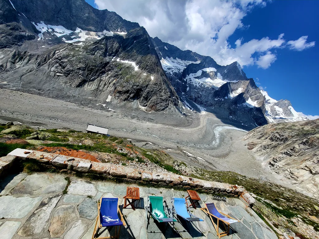 Zelten am Oberaletschgletscher auf 2640m