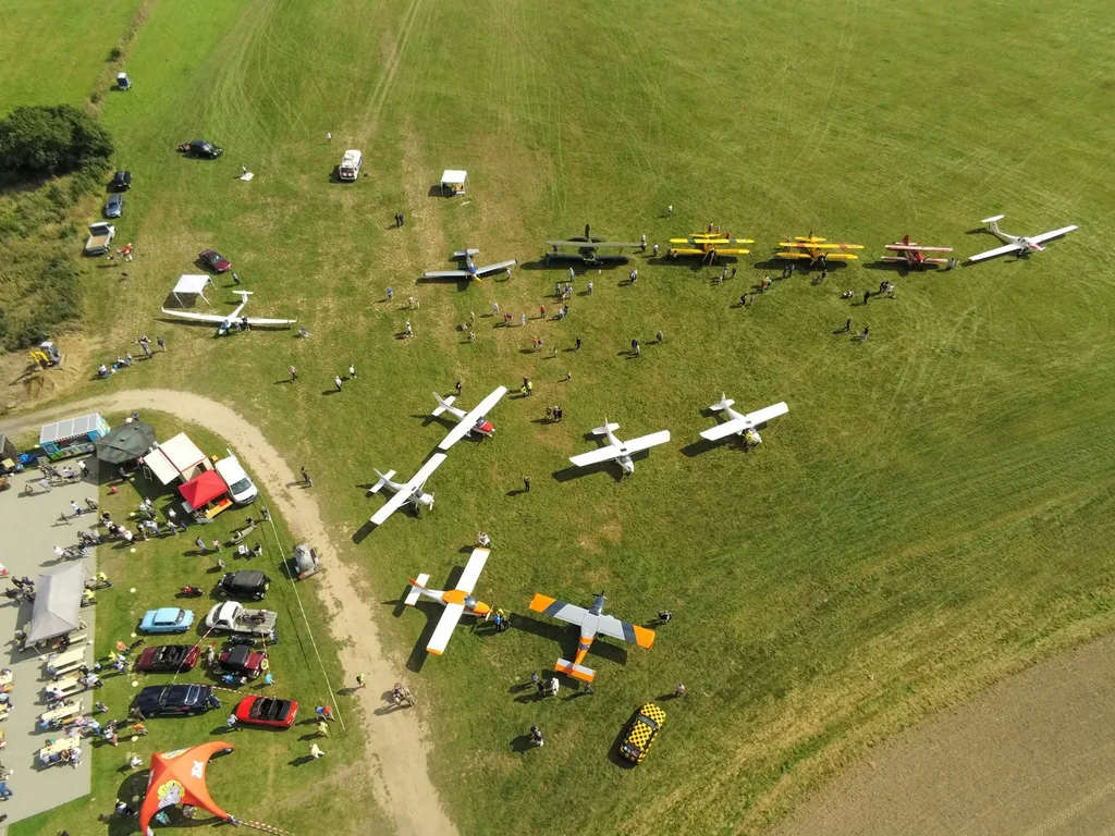 Stellplatz am Flugplatz Taucha