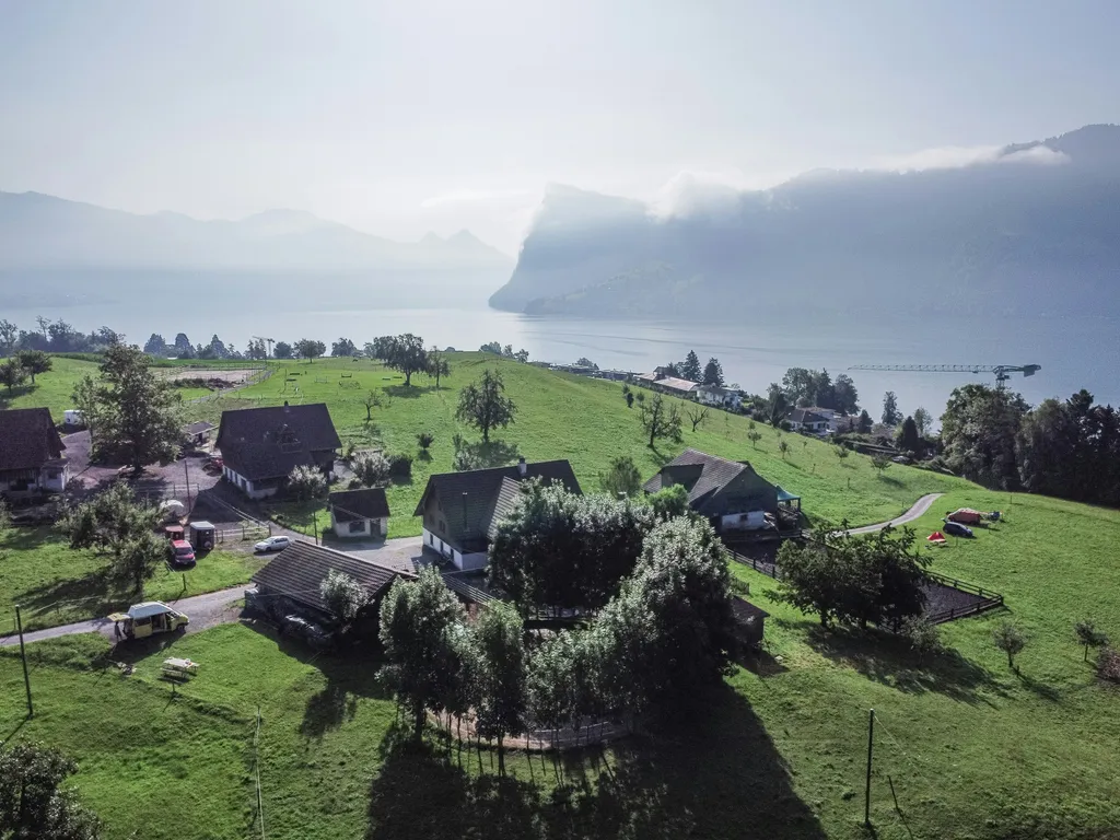 Biohof mit Pilatusblick