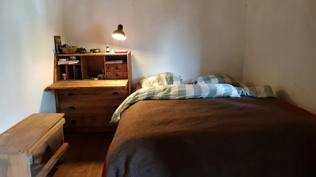 Capanna al Ghiro-Off-Grid im Tessin