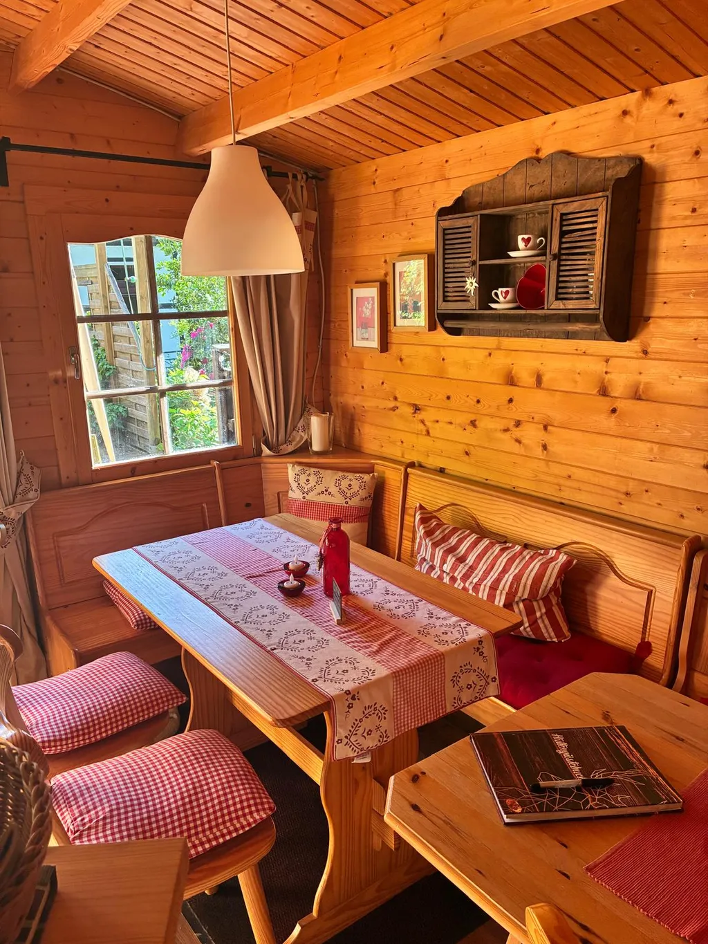 Steffi's Mühle nahe Biggesee, Platz mit Ausblick