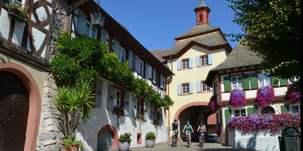 Parkplatz Schopfanlagen/Rheinstraße Burkheim