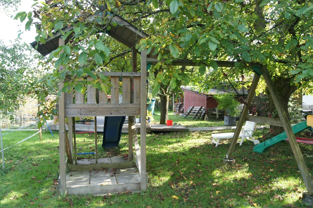 Zirkuswagen im Naturpark