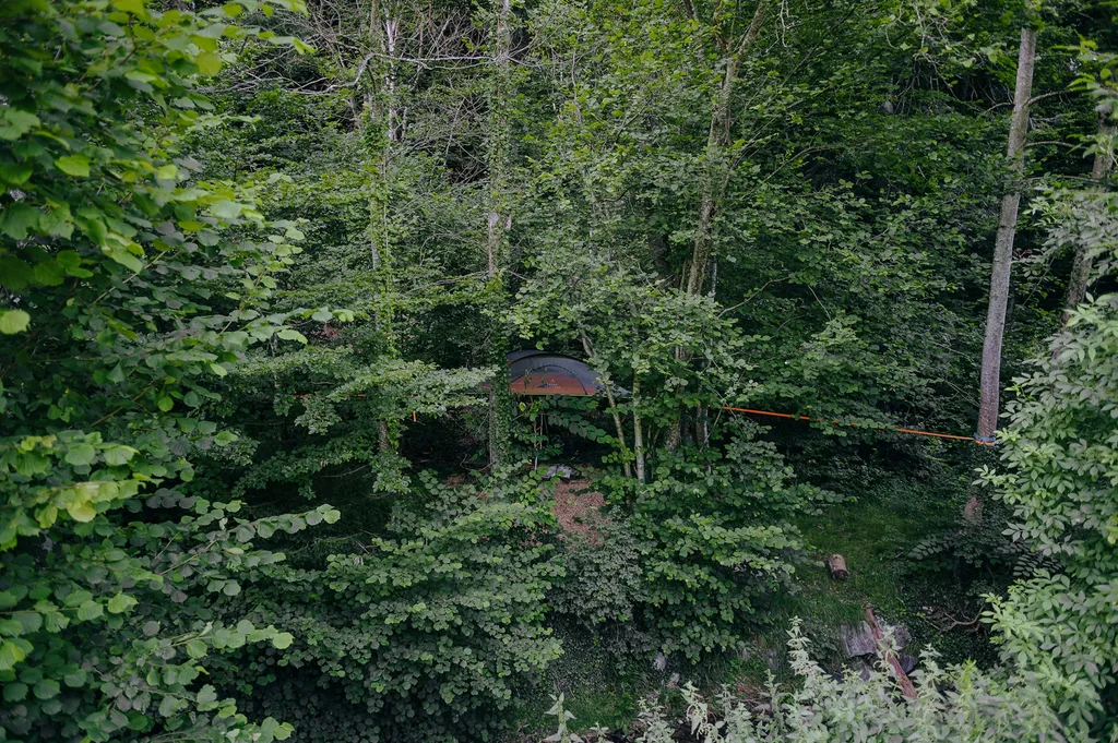 Baumzelt an idyllischer Lage