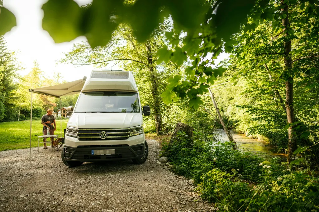 Ihr steht direkt am Bach