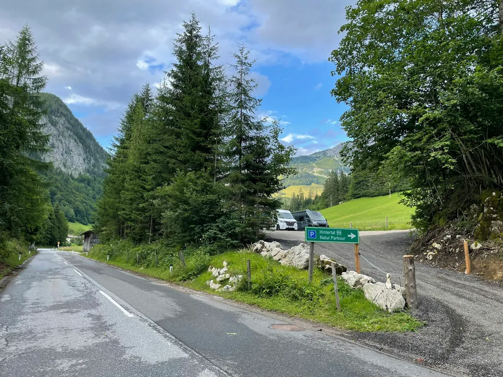 Hier rechts hoch fahren