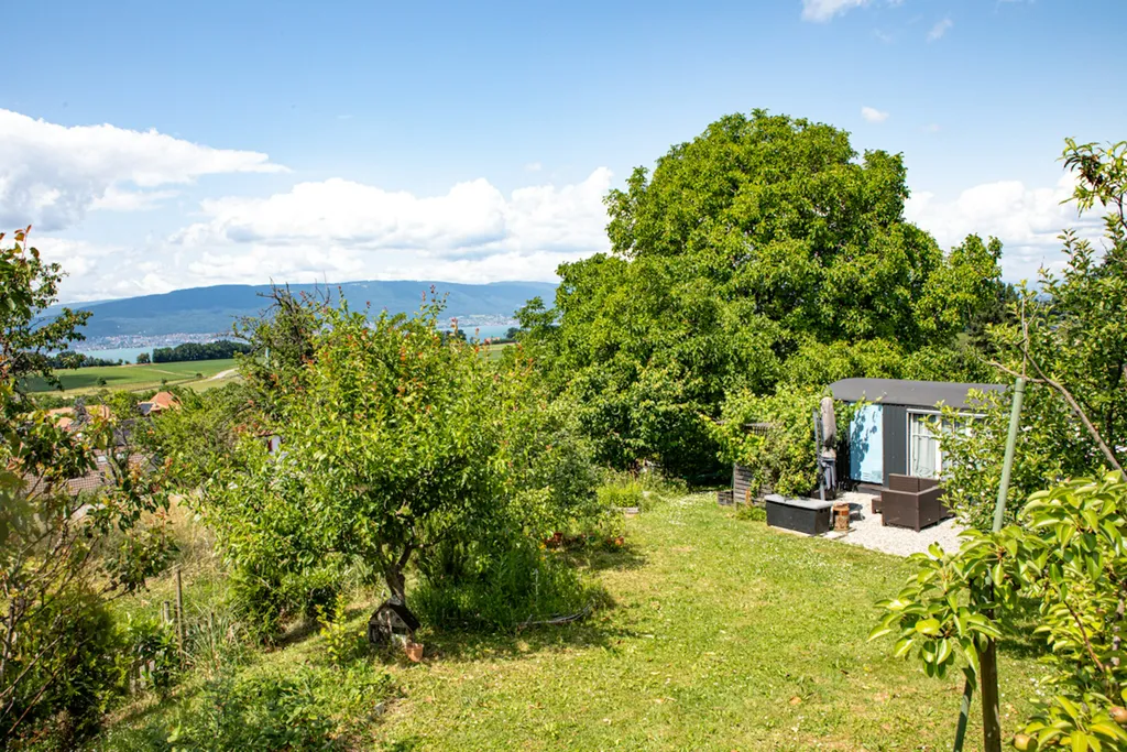 Roulotte mit Seesicht in Chabrey