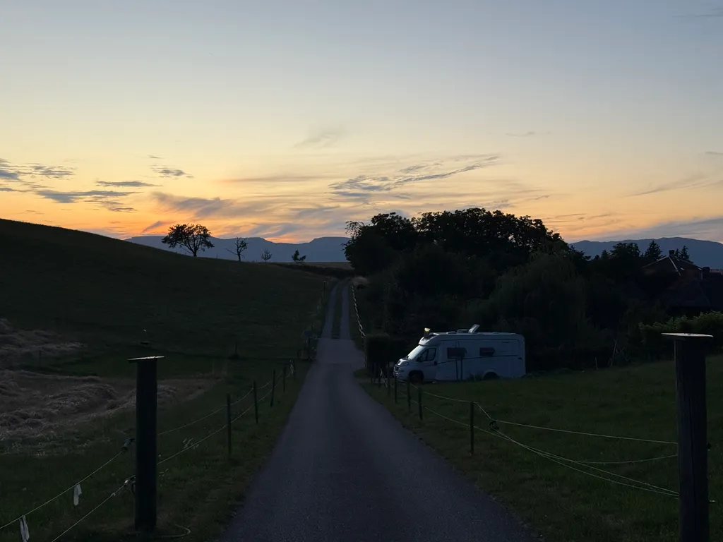 Idylle neben den Glögglifröschen