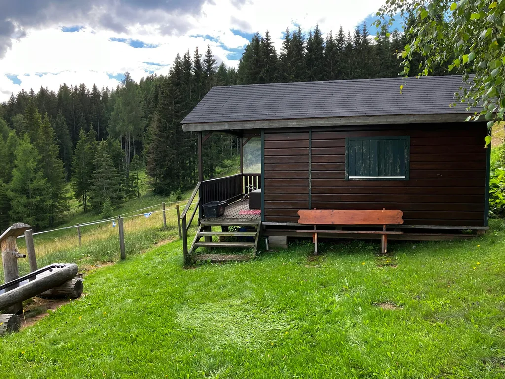 Feine Almhütte in Alleinlage