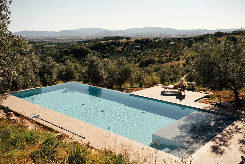Infinity-Pool