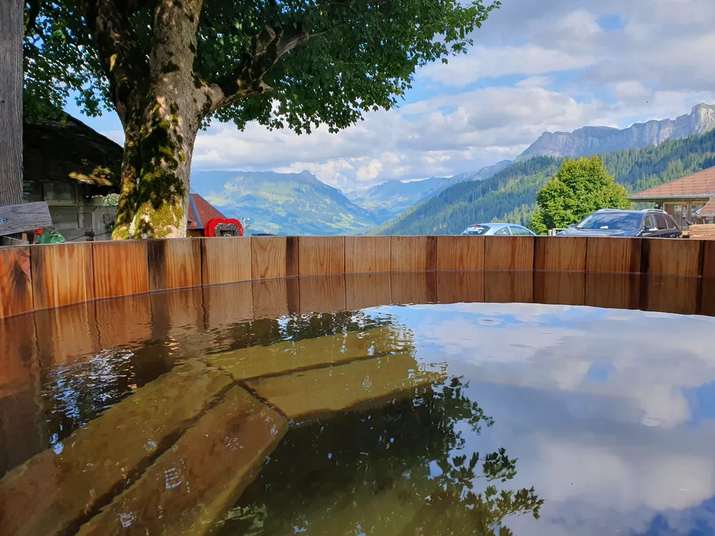 Baden im Hotpot mit Bergblick oder Sternenhimmel.