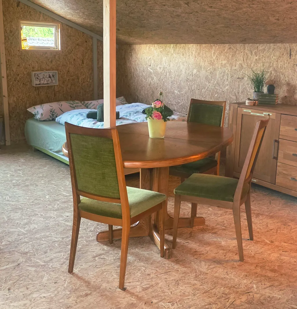 Cozy Cow Farm Lodge