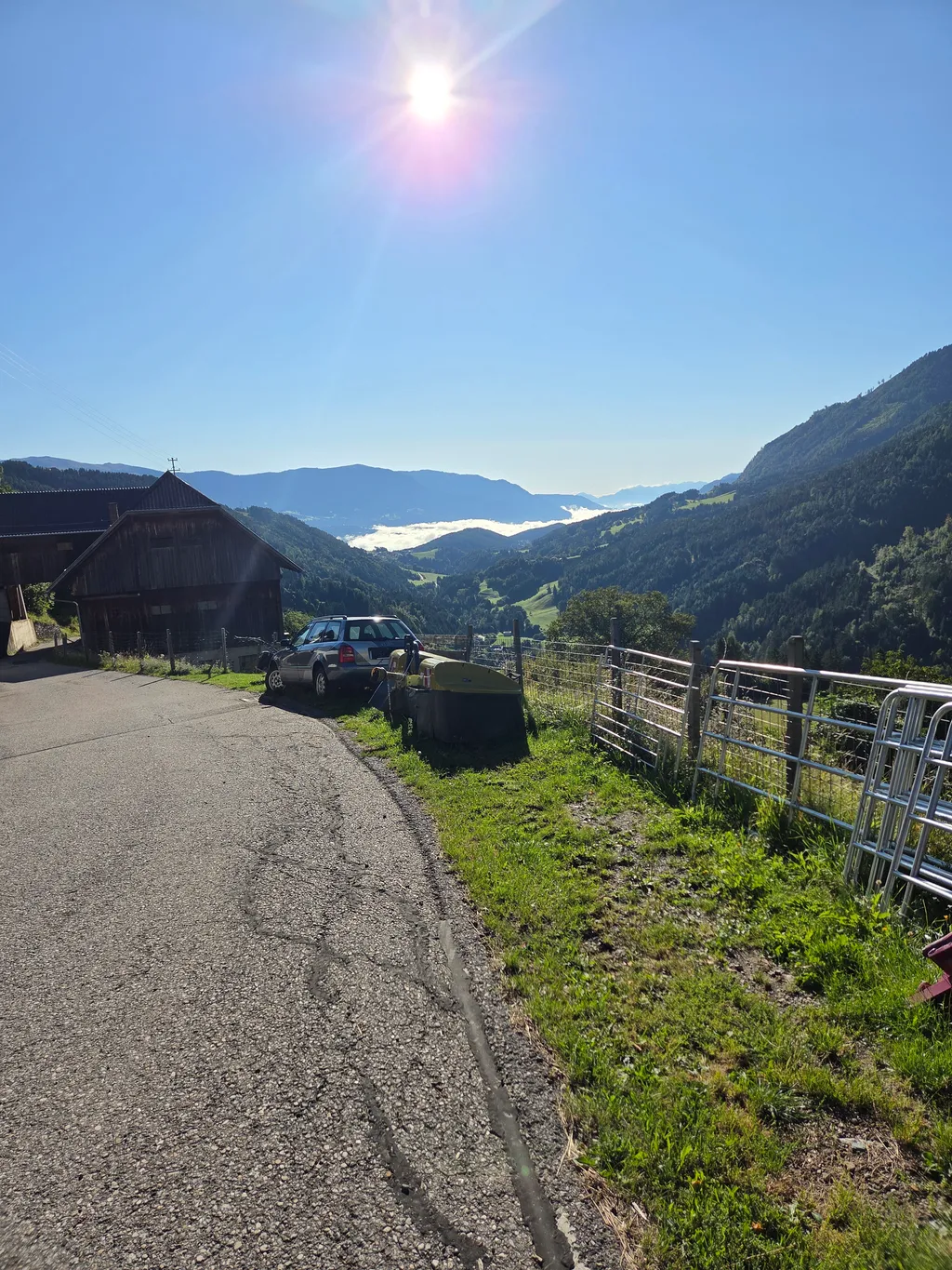 Camp zwischen Wald und Wiese