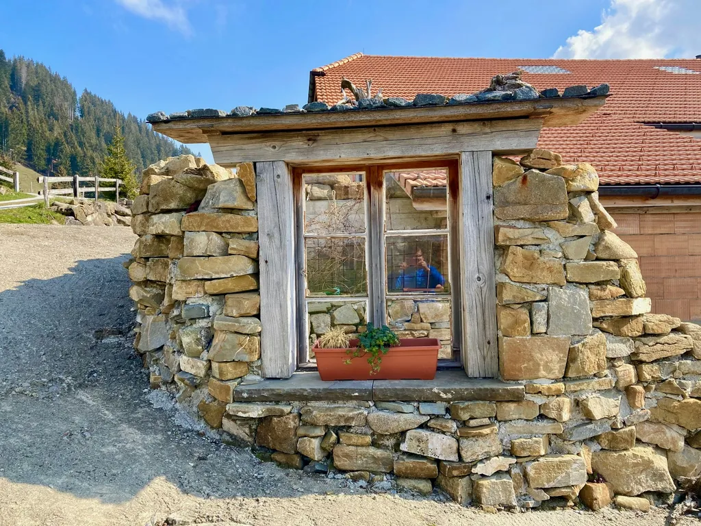Auf dem Schloss über dem Schwarzsee