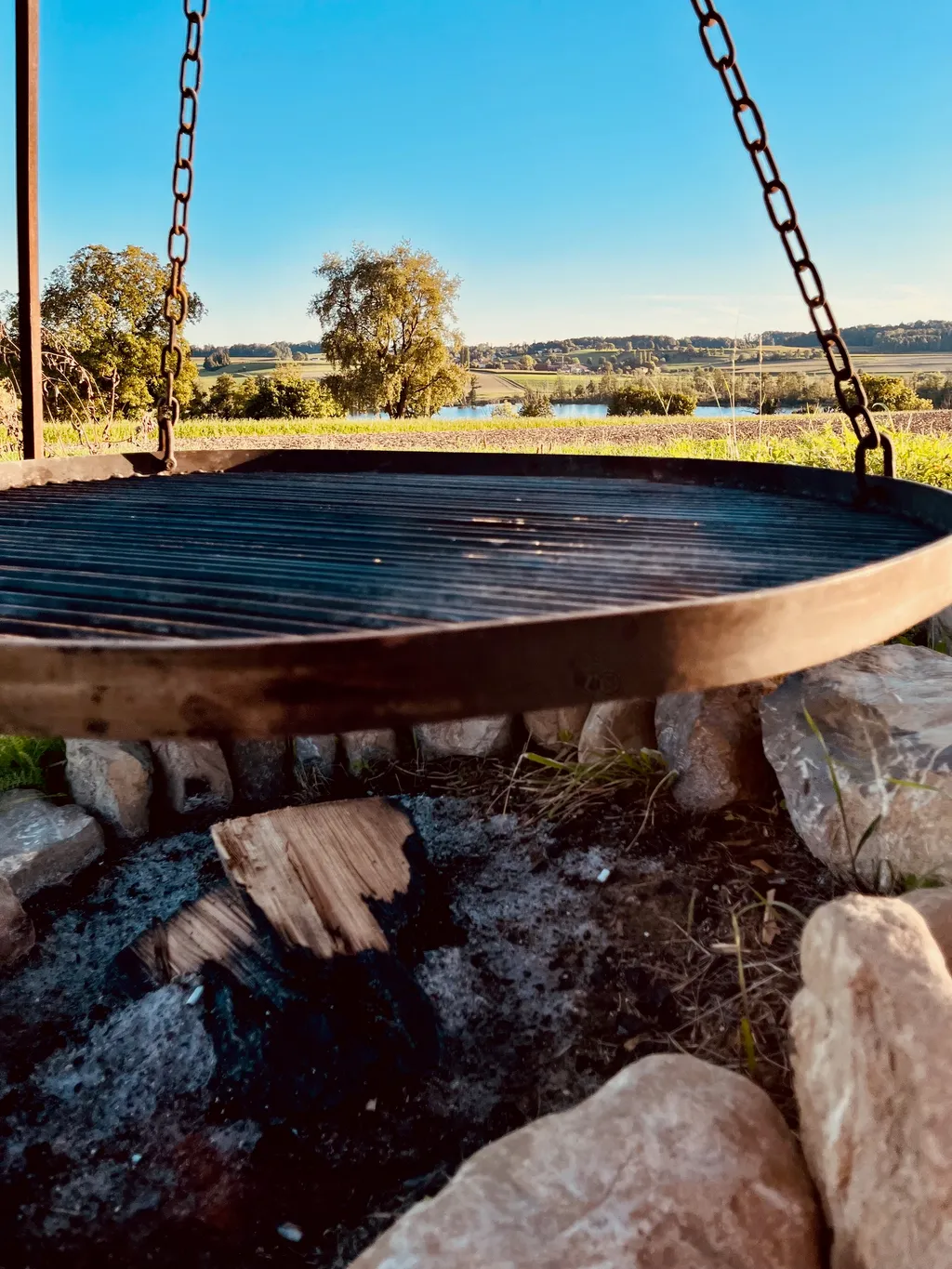 Idyllisch über dem Hüttwilersee