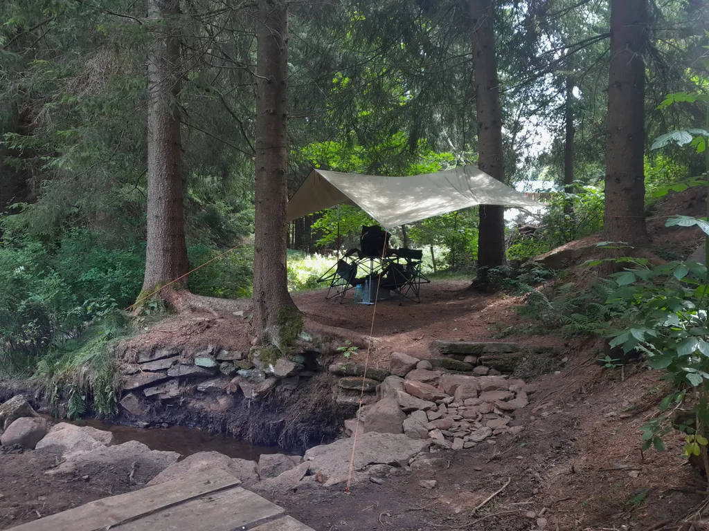 Zeltplatz am Bach