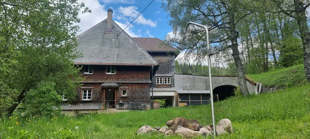 Waldrandparkplatz im Schwarzwald