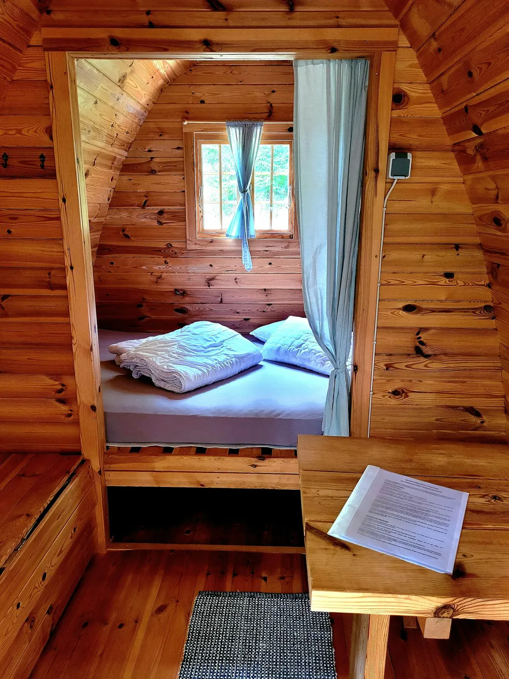 POD Fuchsbau, Innenansicht, ohne Wäschepaket, Edelstein- und Nationalparkregion Hunsrück-Hochwald