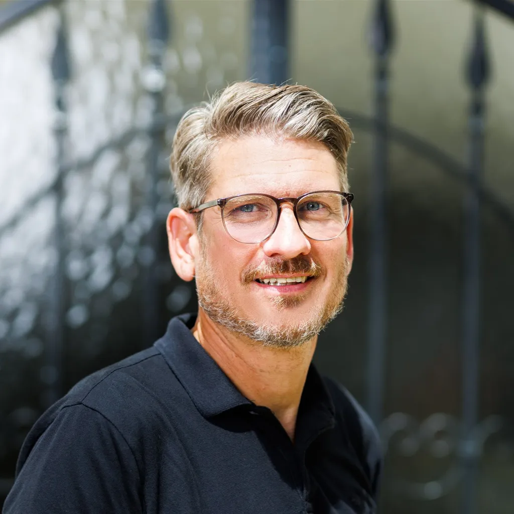 Bernhard avatar