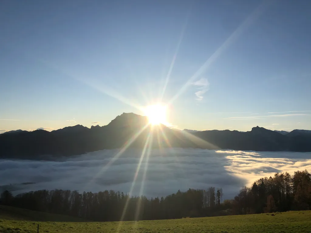 Berge See schöne Aussicht